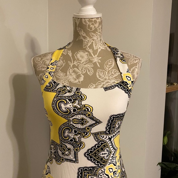 Cache’ Body Con Medallion Print Halter Dress - Picture 2 of 10